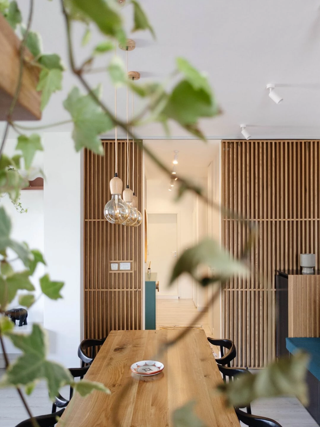 逃离现实的黑色厨房·Rozë 公寓丨普里什蒂纳-17