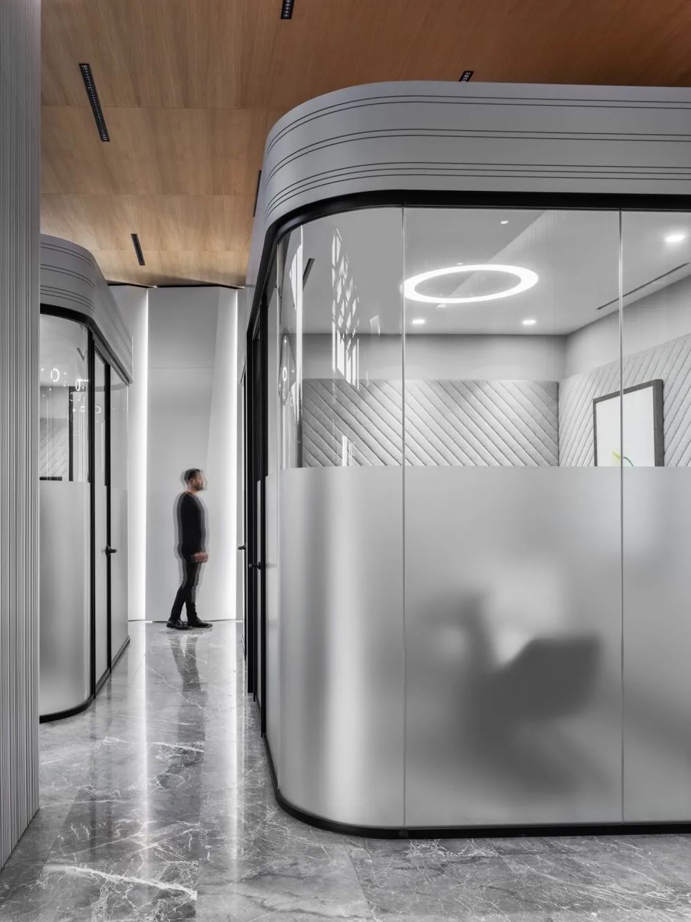 伊斯坦布尔 Beymen 集团时尚办公空间设计丨土耳其伊斯坦布尔丨Yalın Tan + Partners-14