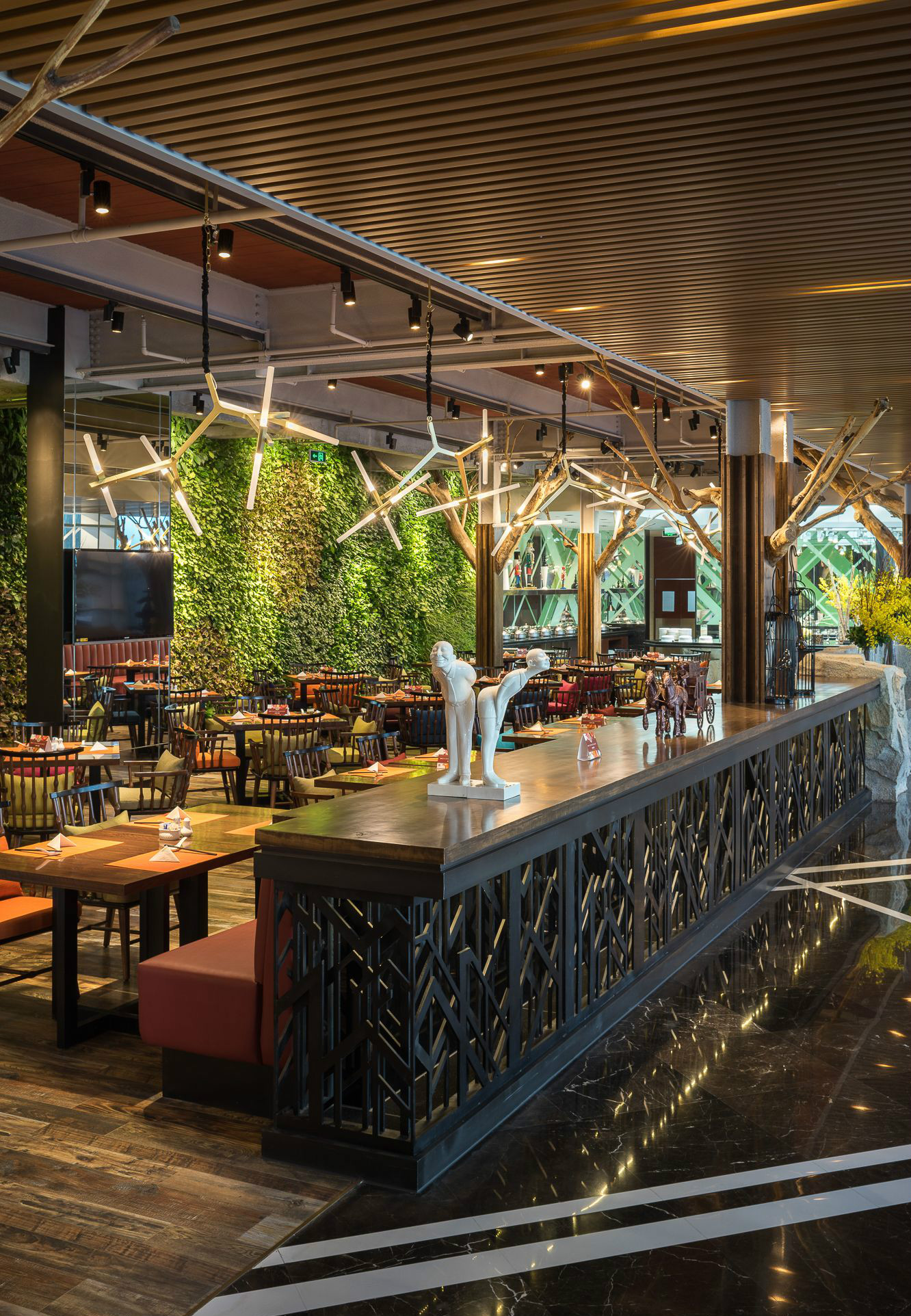 筑土设计  极富艺术感的“树”餐厅-5