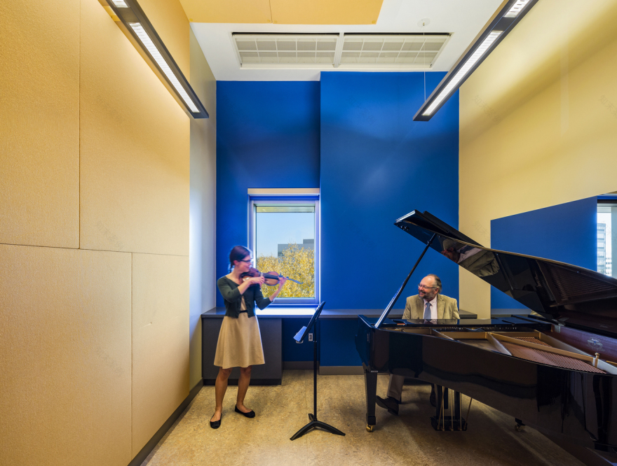 加拿大皇家山大学泰勒表演艺术中心-16