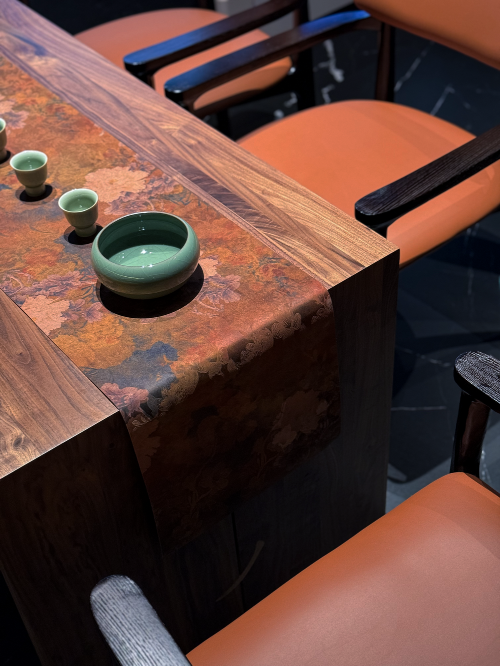 思丽设计作品 | 百年武汉外滩六合路上的一家高级餐厅· 六悦里-9