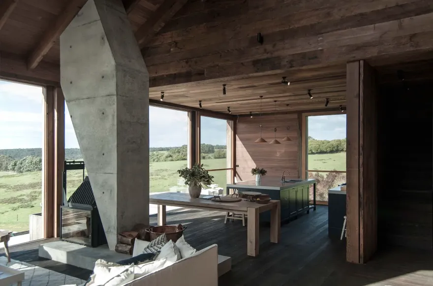 澳洲木质别墅 | 内外皆木,无缝融入自然-3