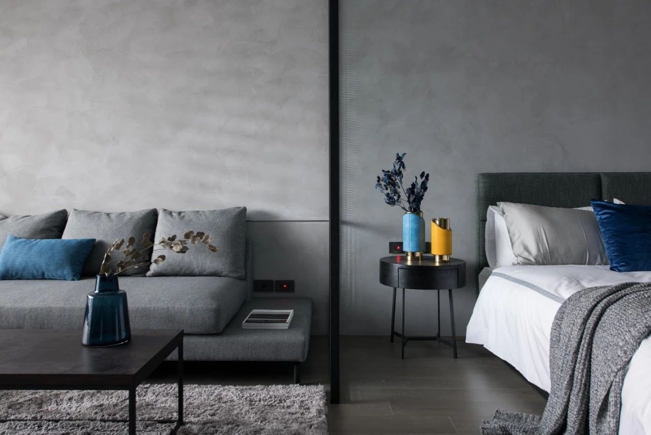 高级灰撞色搭配室内设计-30