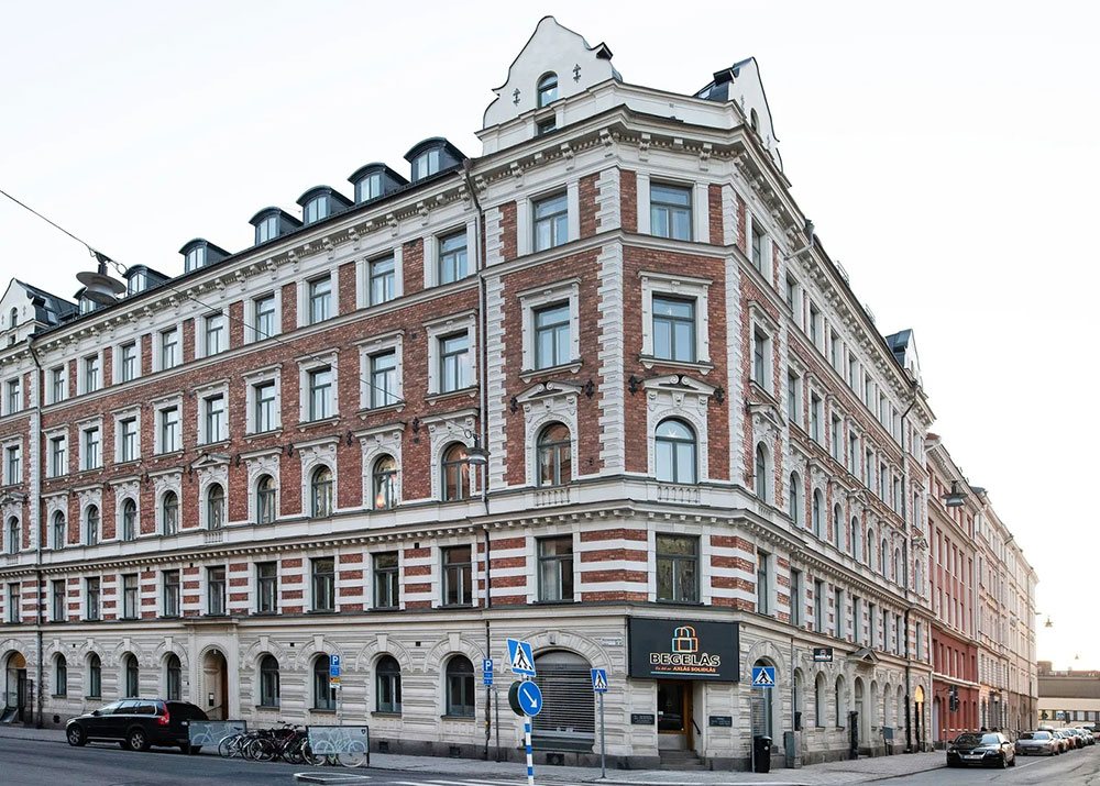 瑞典斯德哥尔摩古典与现代融合的宽敞公寓-22