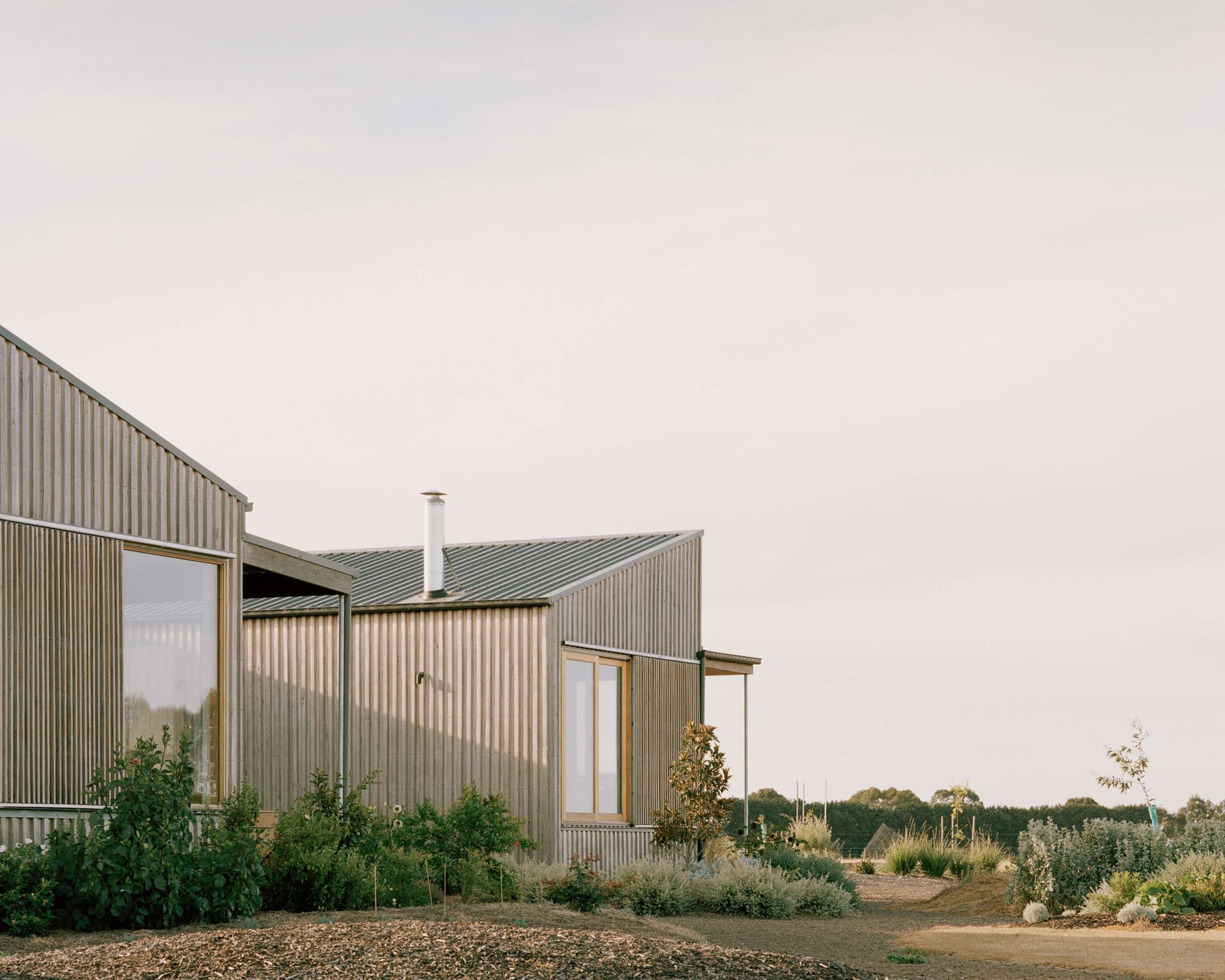 Heather's Off-Grid House by Gardiner Architects-1