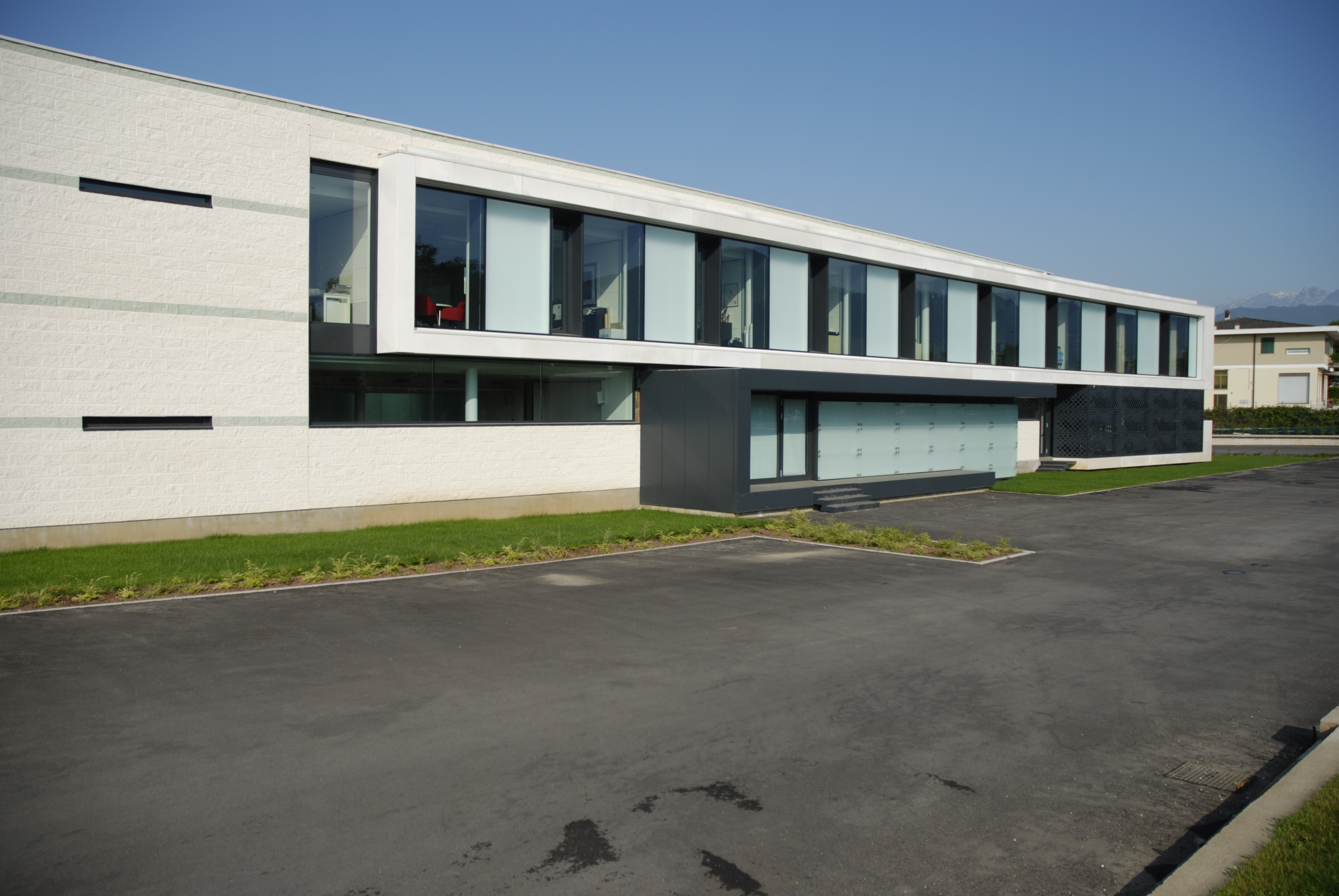 umberto marin 的 2008 年工厂改造设计-5