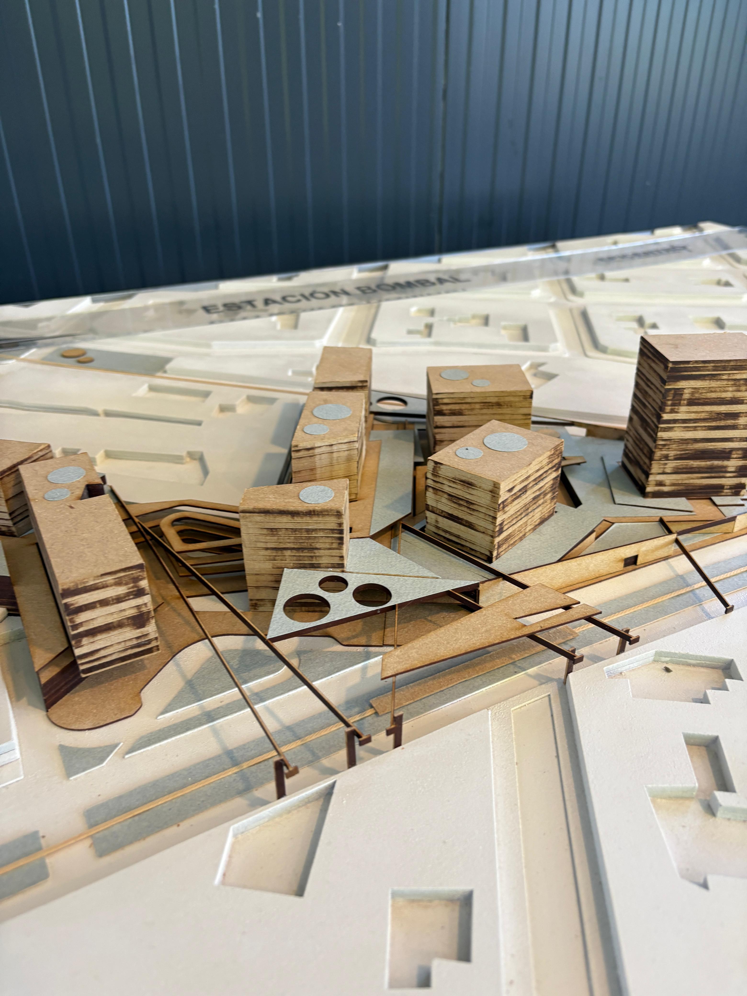 Maqueta Física | Proyecto Estación Bombal-5