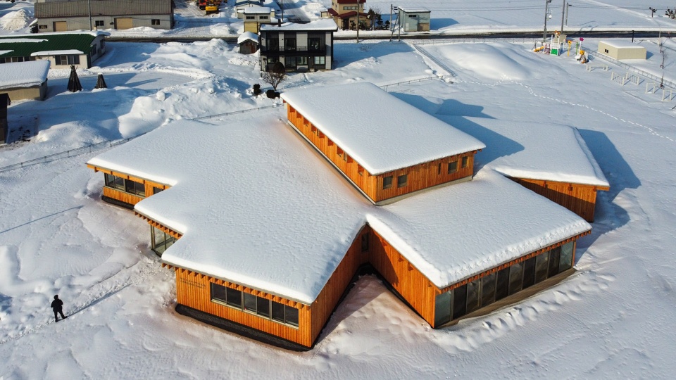 向日葵几何 · 隈研吾打造北海道温暖托儿所-3