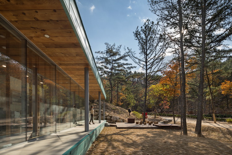 Busan Forest of Healing Visitor Center  Architects Group RAUM-10