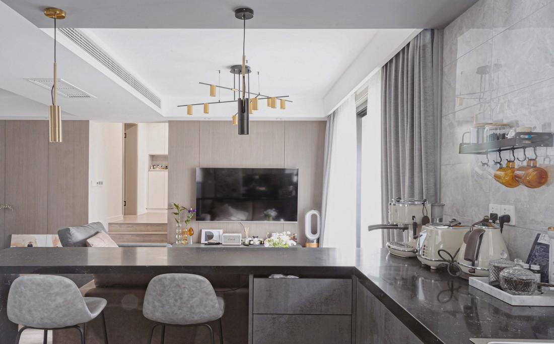 现代简约三居室 原木风格温馨家居设计-25