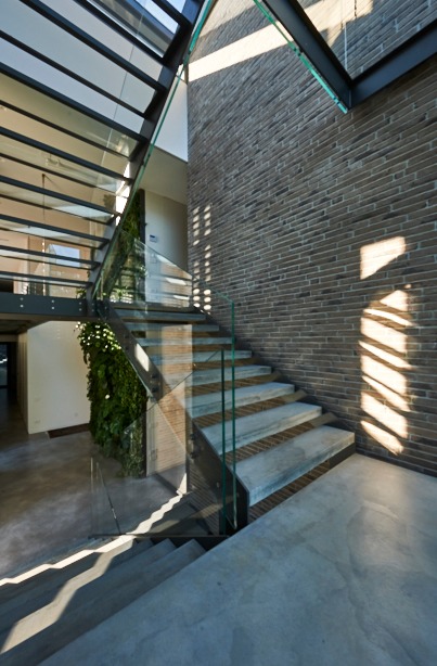 Home P+E+3 | Caprioglio Architects-49