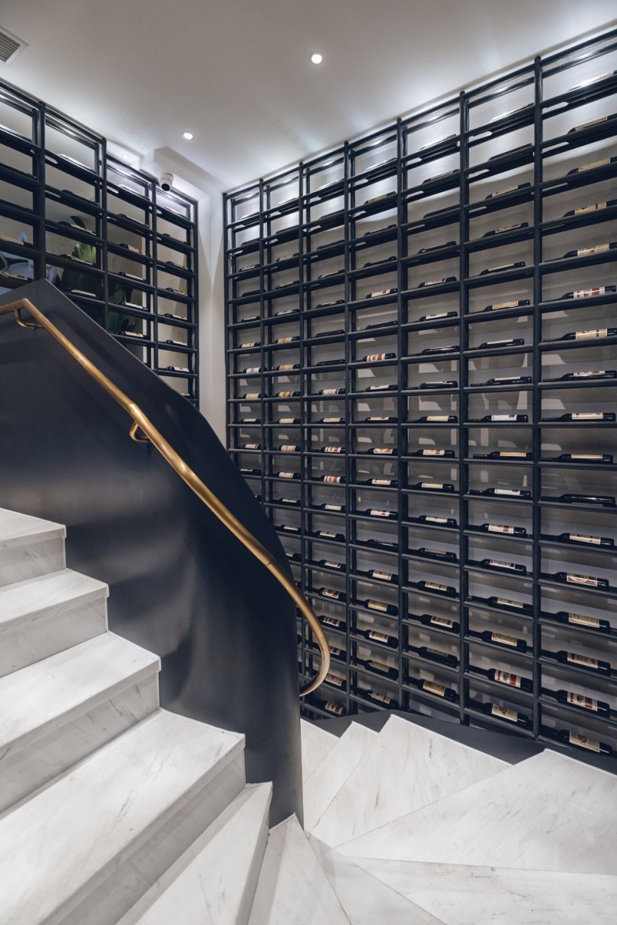 烧烤酒吧,一半是海水一半是火焰 郝宇-28