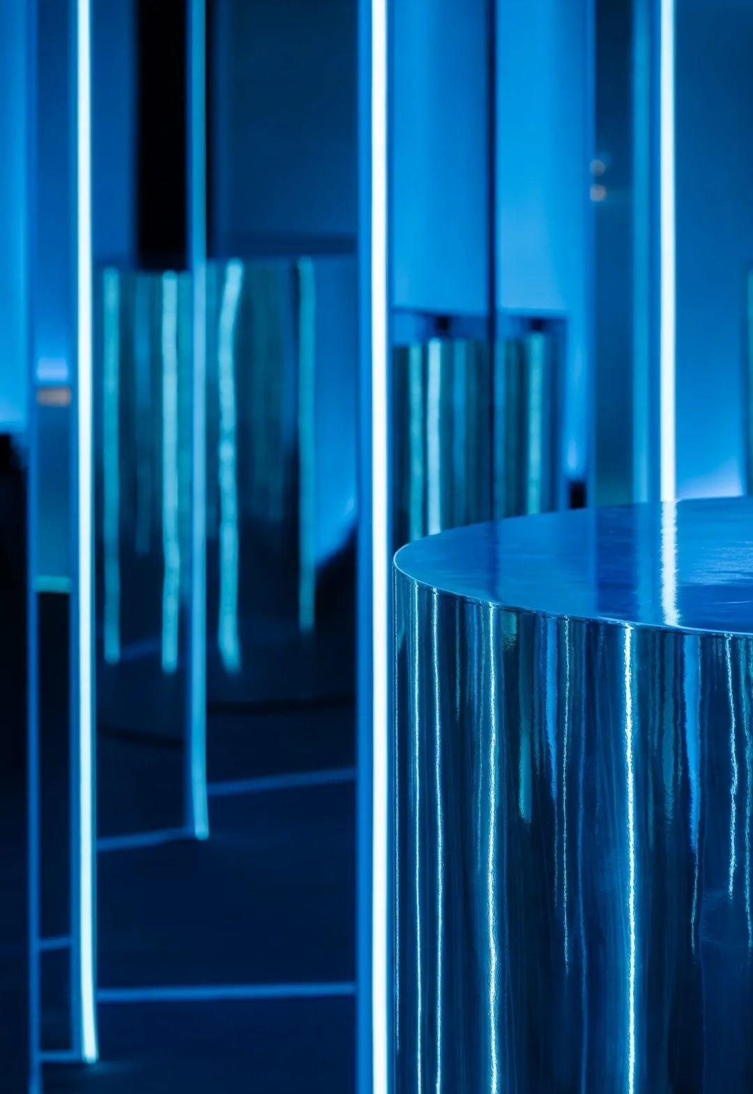 亚洲最大灯光展官方体验馆丨关永权,Oft Interiors-17