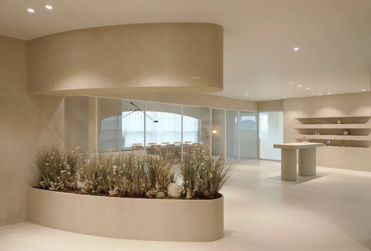 MUDE 韩国化妆品品牌空间设计-5