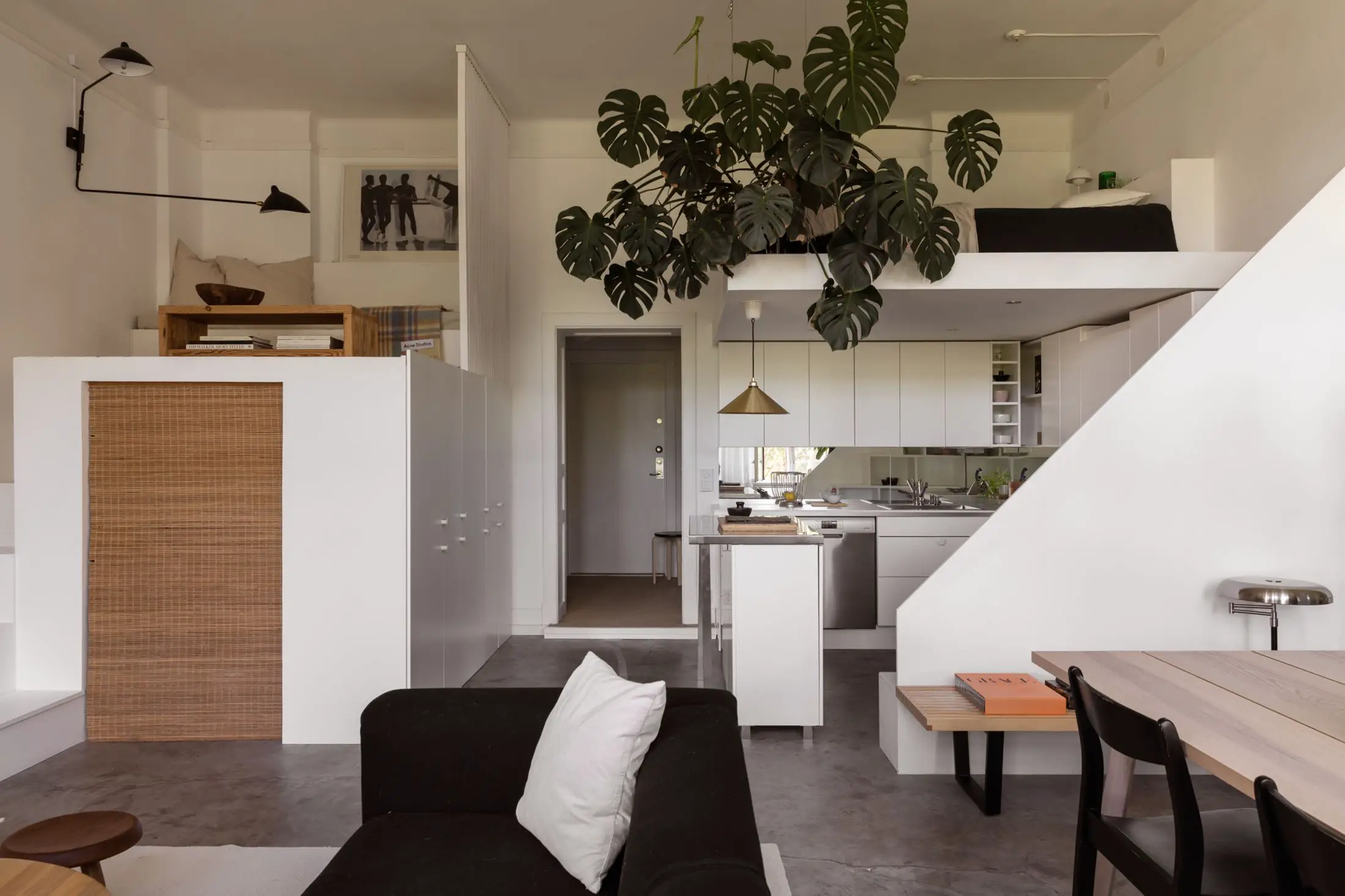 斯德哥尔摩 54m2 巨型工作室,现代与历史的完美融合-1