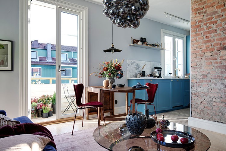 蓝色调的斯堪的纳维亚风格家居设计-8