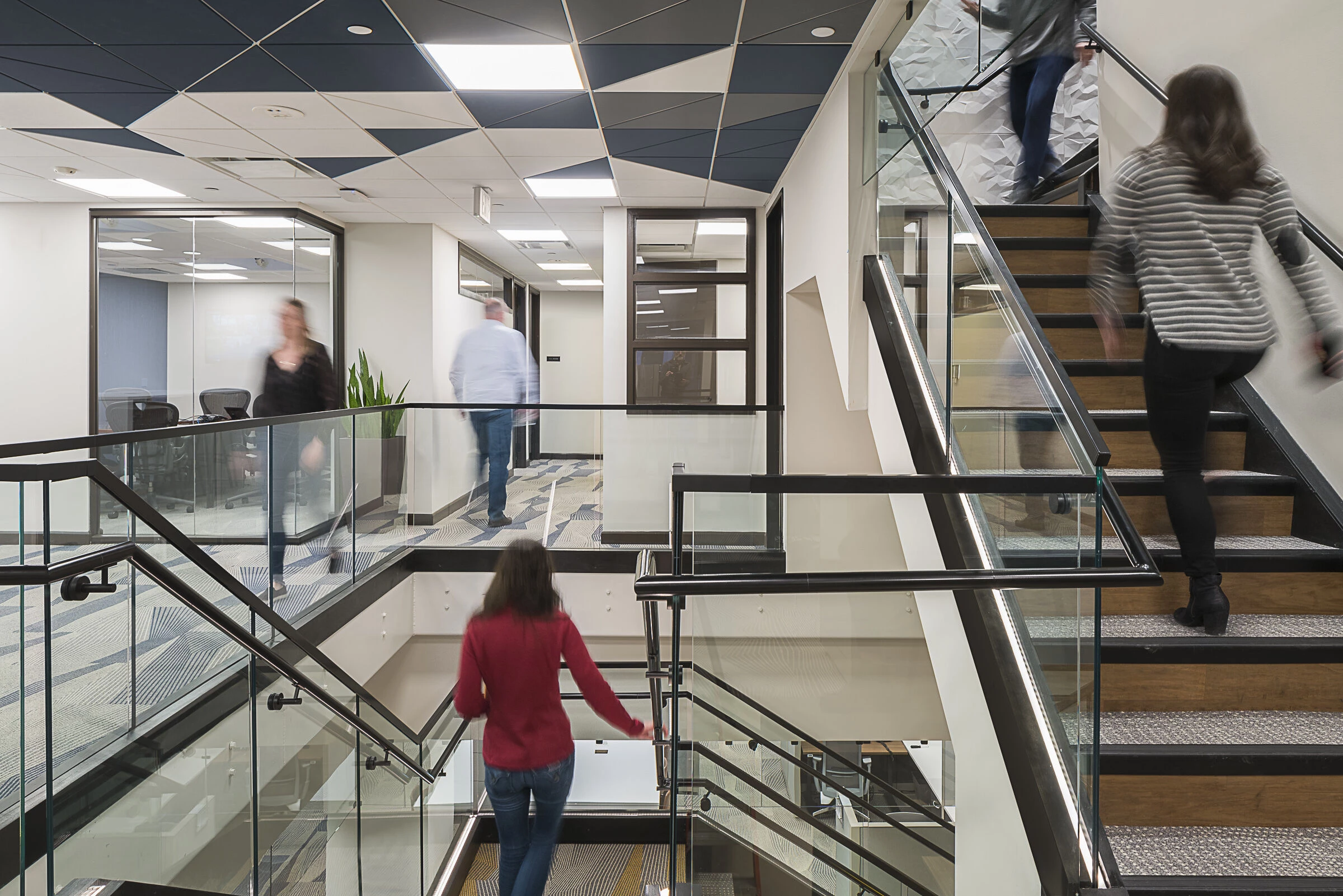 温恩住宅公司总部 | 现代酒店式办公空间-55