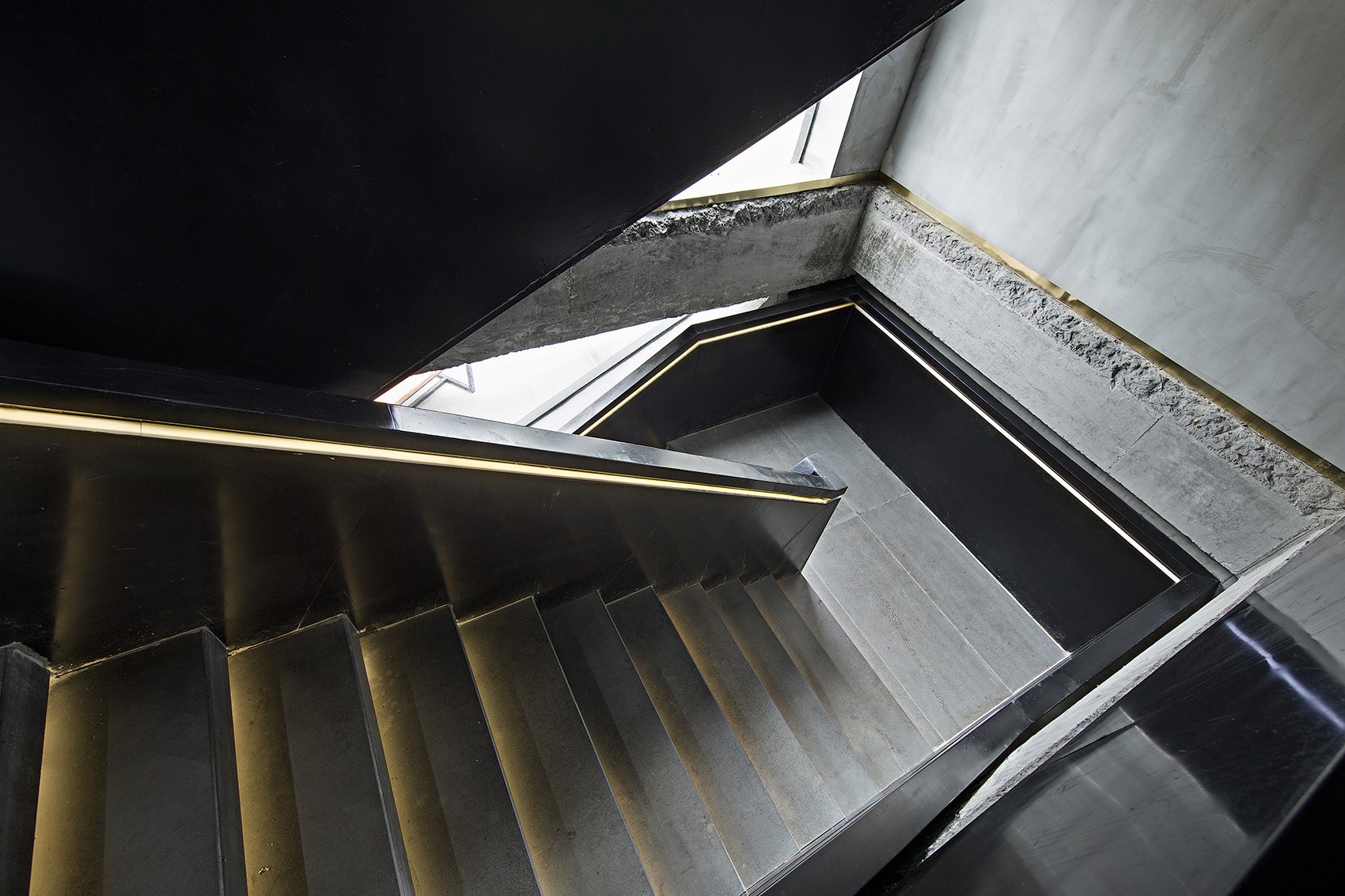 海口 食酒堂精酿吧 | 龙丽仁室内装饰设计-37