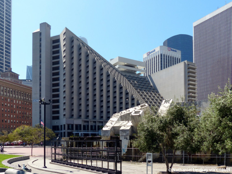 Hyatt Regency San Francisco / John Calvin Portman | Classics On Architecture Lab - ArchitectureLab-8