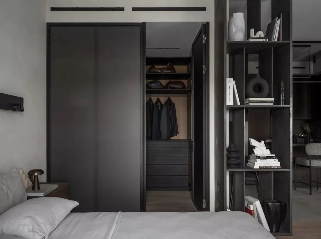 65㎡深色公寓设计丨Svetlana Herzen-21