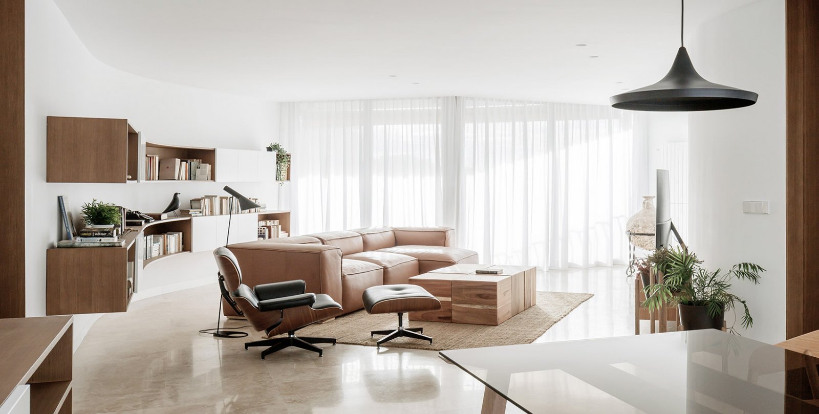 静穆又独特的空间氛围-1