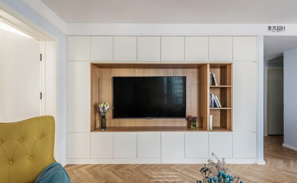 质感空间中的原木与时尚色彩碰撞-15