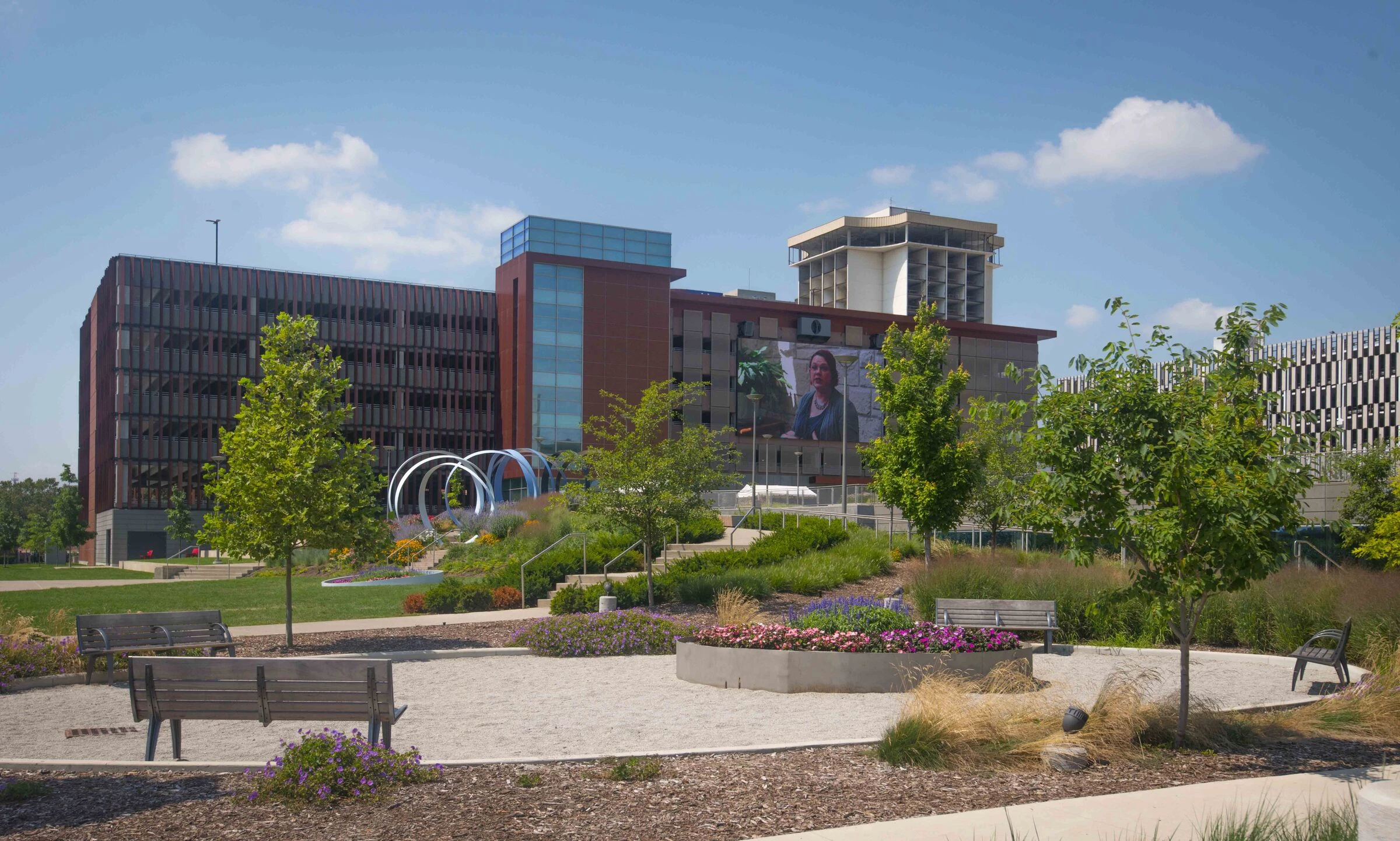 ProMedica 公司园区和长廊公园丨美国丨HKS-16