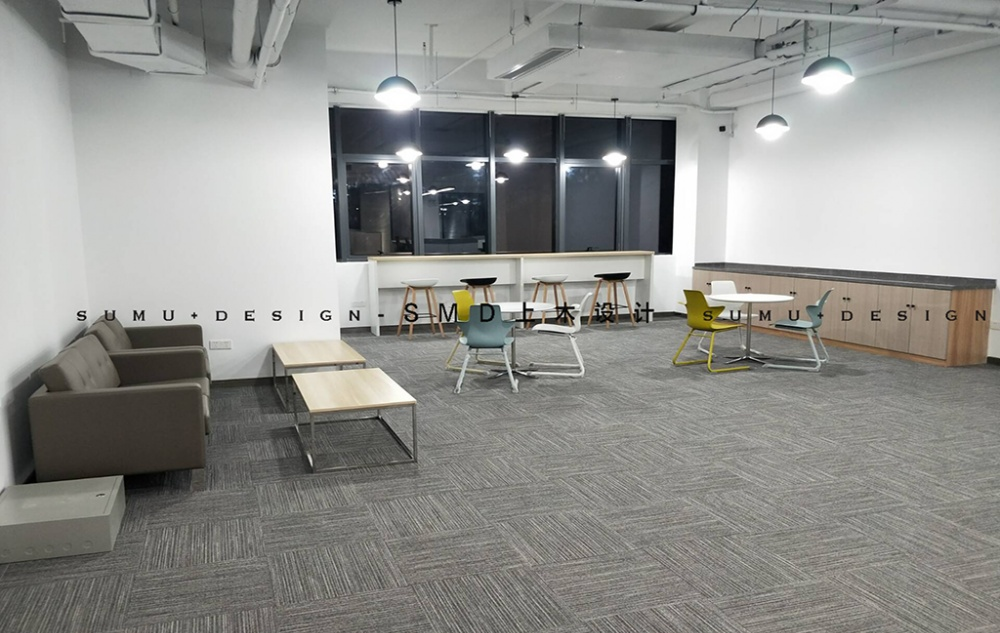 
极简风办公室让工作一样轻松自如 -7