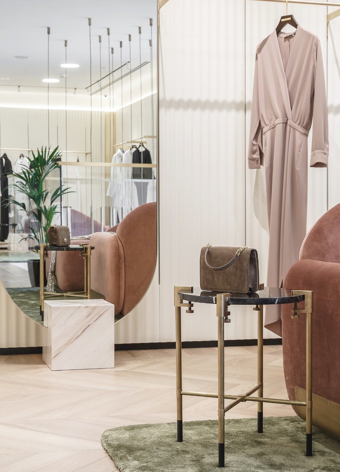 莫斯科 terekhov 时尚优雅女装店  arch-e-type-10