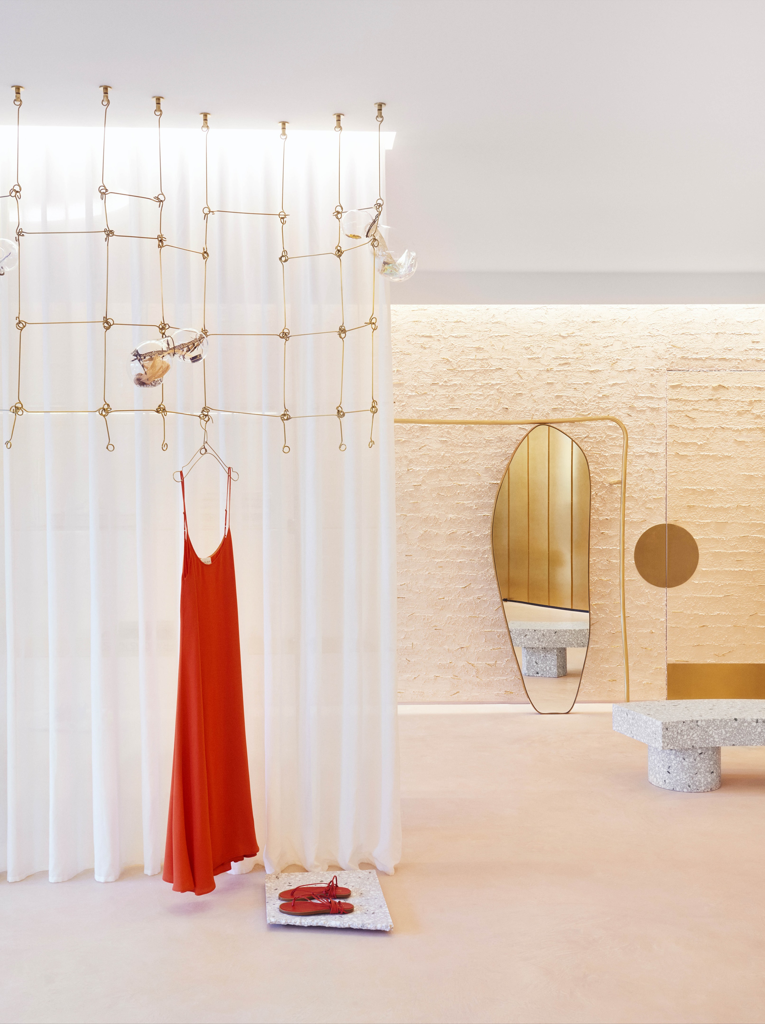 洛杉矶复古建筑中的时尚服装店设计丨美国洛杉矶丨Robert Vattilana-16