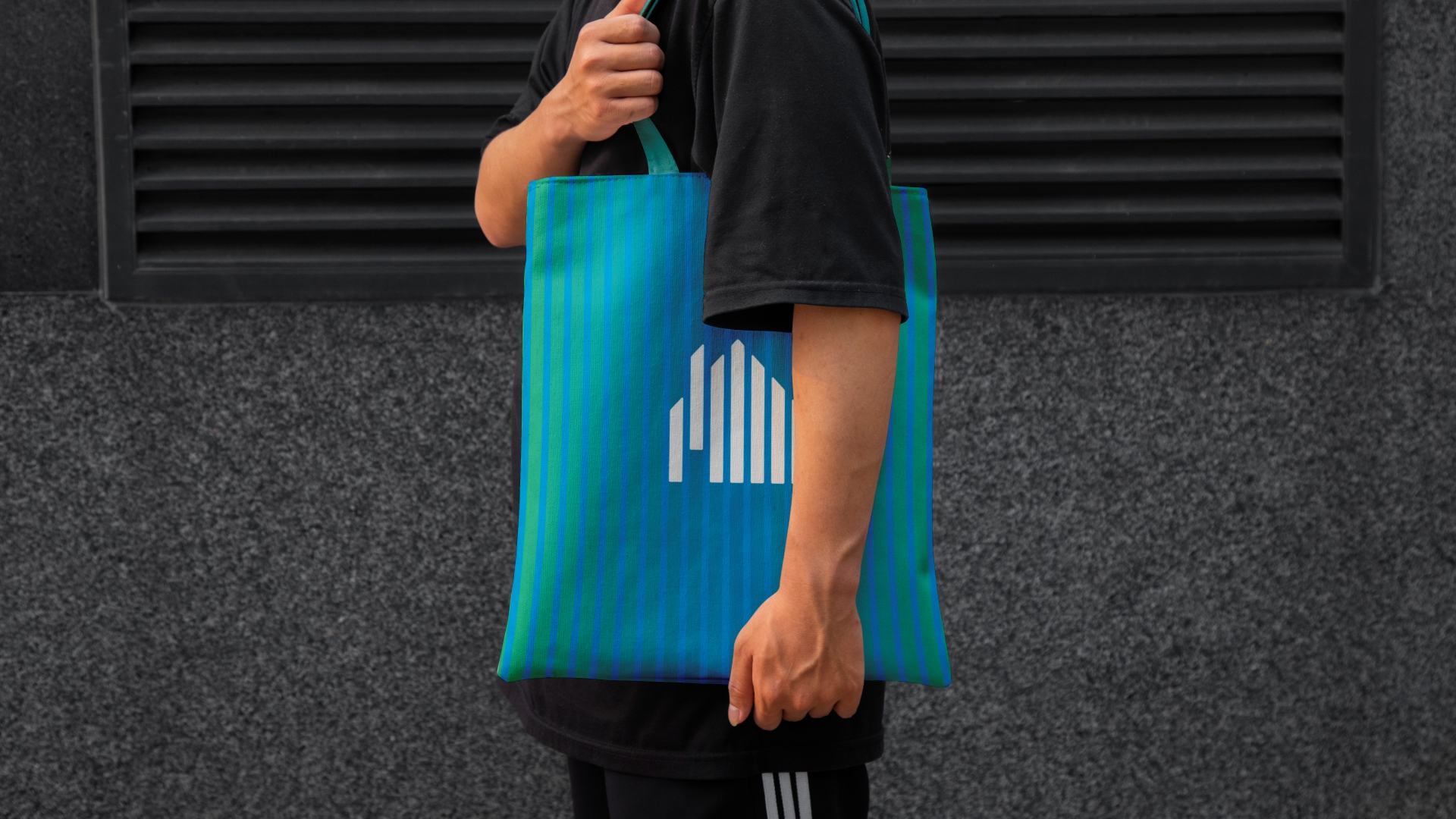 KEYMARKET房地产品牌形象设计-11