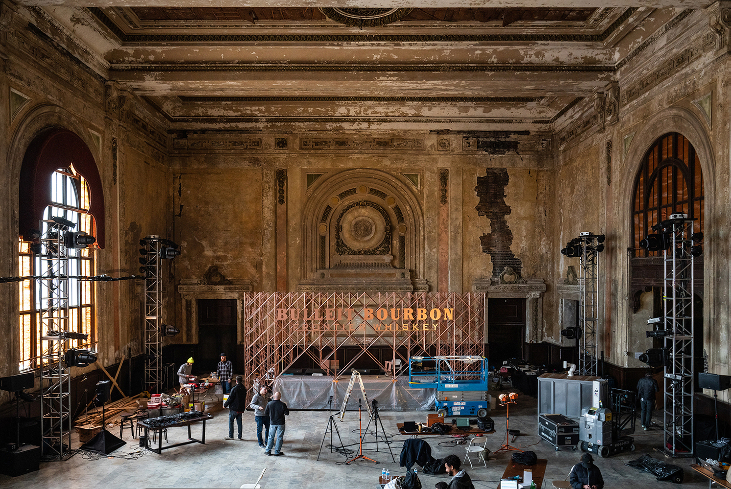 Bulleit 前沿工作坊酒吧 · FAR rohn&rojas-8