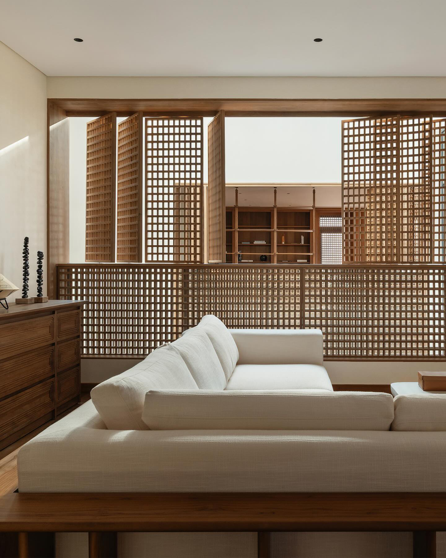 自然中的静谧沉思-46