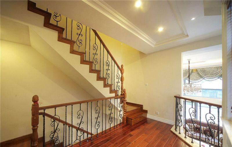 复地北桥城欧式挑空别墅-9