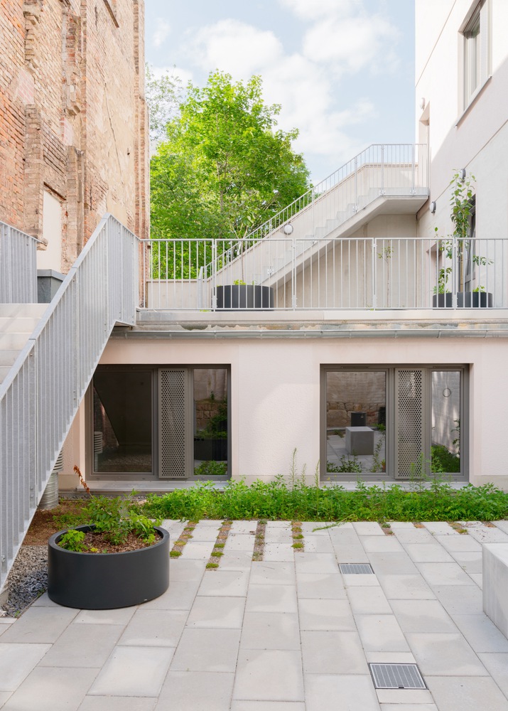 德国儿童保护协会综合家庭中心丨德国德累斯顿丨亚历山大·波茨施建筑事务所-7