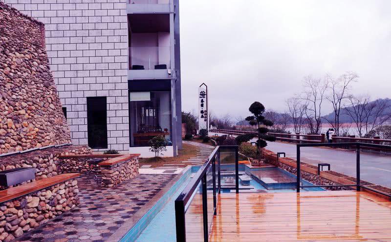 湖南郴州白廊镇“眷宿•臻品”民宿酒店——现代极简与自然美景的完美融合-7