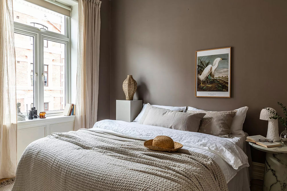 挪威首都时尚公寓,红色沙发成为点睛之笔-17