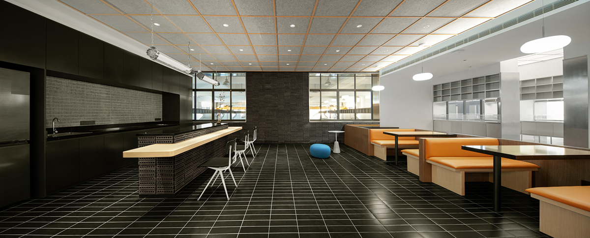 SR 总部办公室设计丨中国上海丨Pronounced Design-15