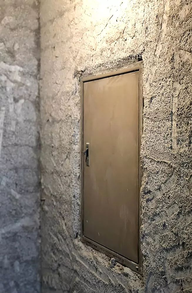 【新店】一个没有招牌的理发店，只有两个座位，佛性理发店-26