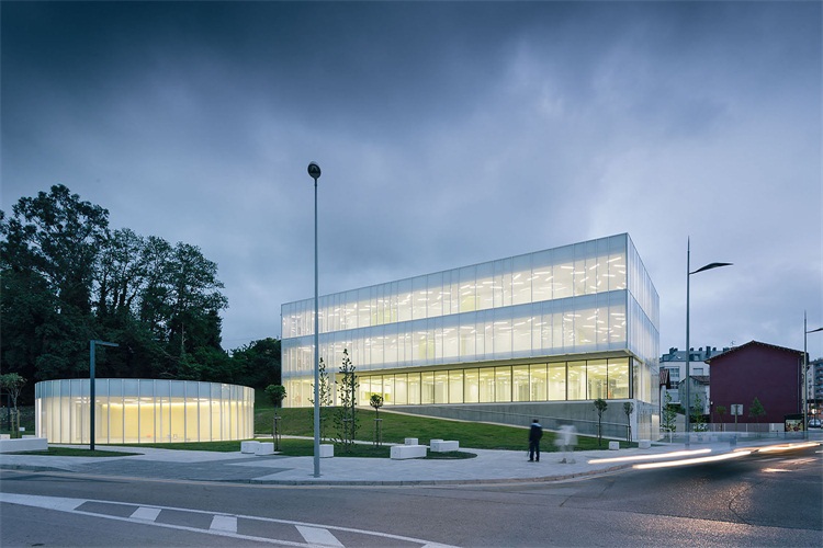 成人教育中心-14