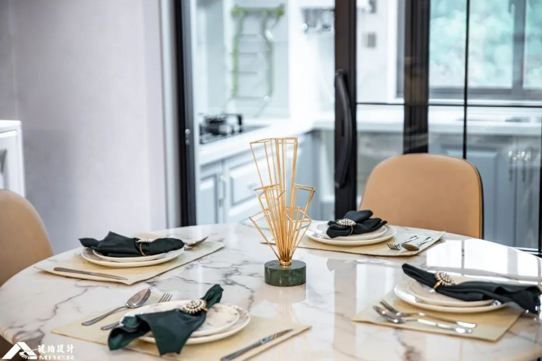 三代同堂美式轻奢宅，精致收纳与共享空间完美融合-60