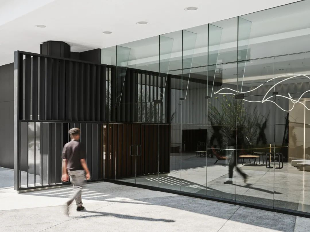 沉稳轻奢|优雅高级办公设计-61