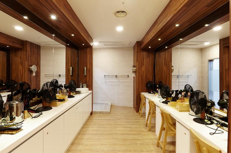 240 平运动中心，温馨舒适的空间设计-13