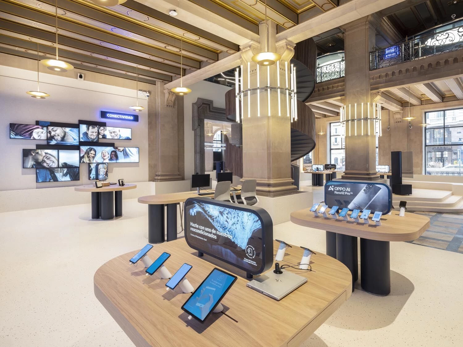 莫维斯塔空间,手机店丨西班牙马德里-16