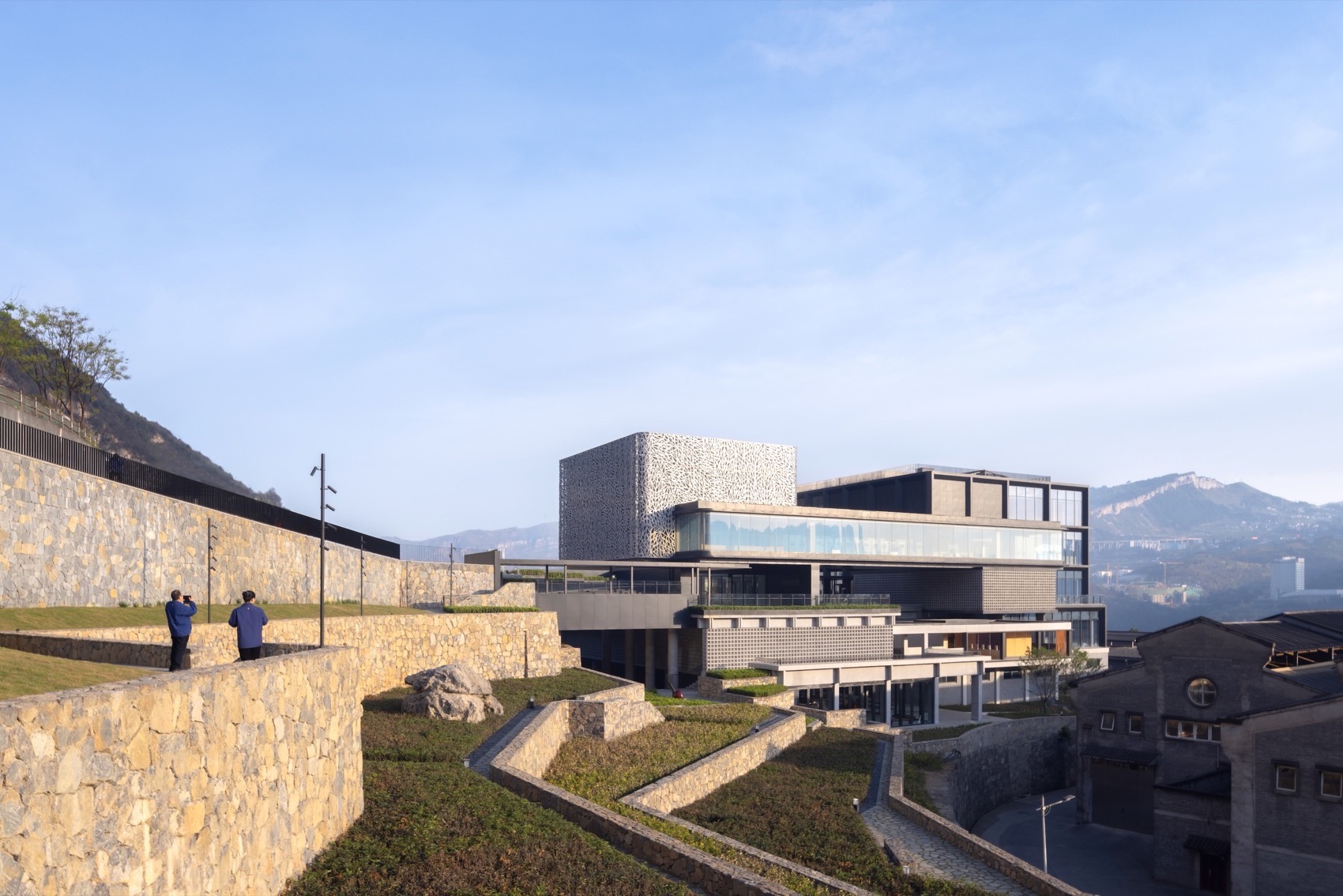 郎酒集团品质研究院丨中国泸州丨天仝建筑-37