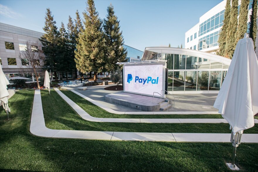 PayPal Headquarters Renovation / HGA and SWA Group-1