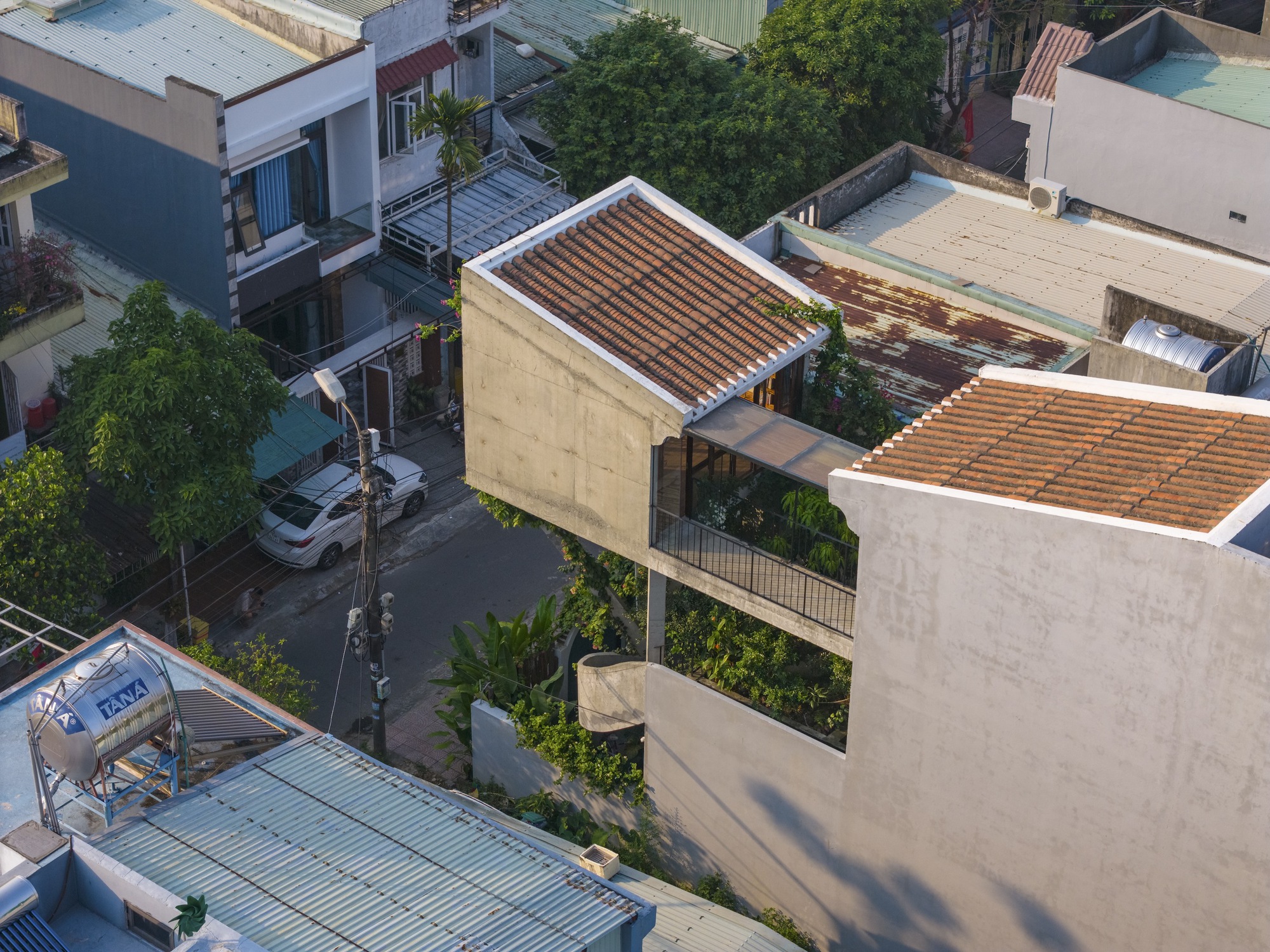 鸟巢屋丨越南丨Ho Khue Architects-41