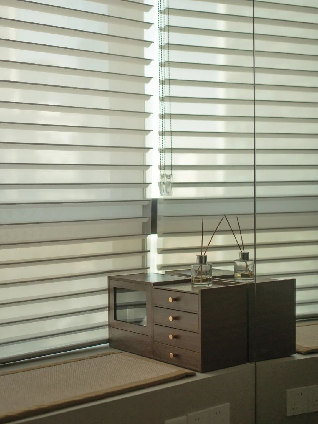 都市中的女性休憩空间 MMJ美甲美睫静安寺店丨中国上海丨多棵设计Studio DOTCOF-28