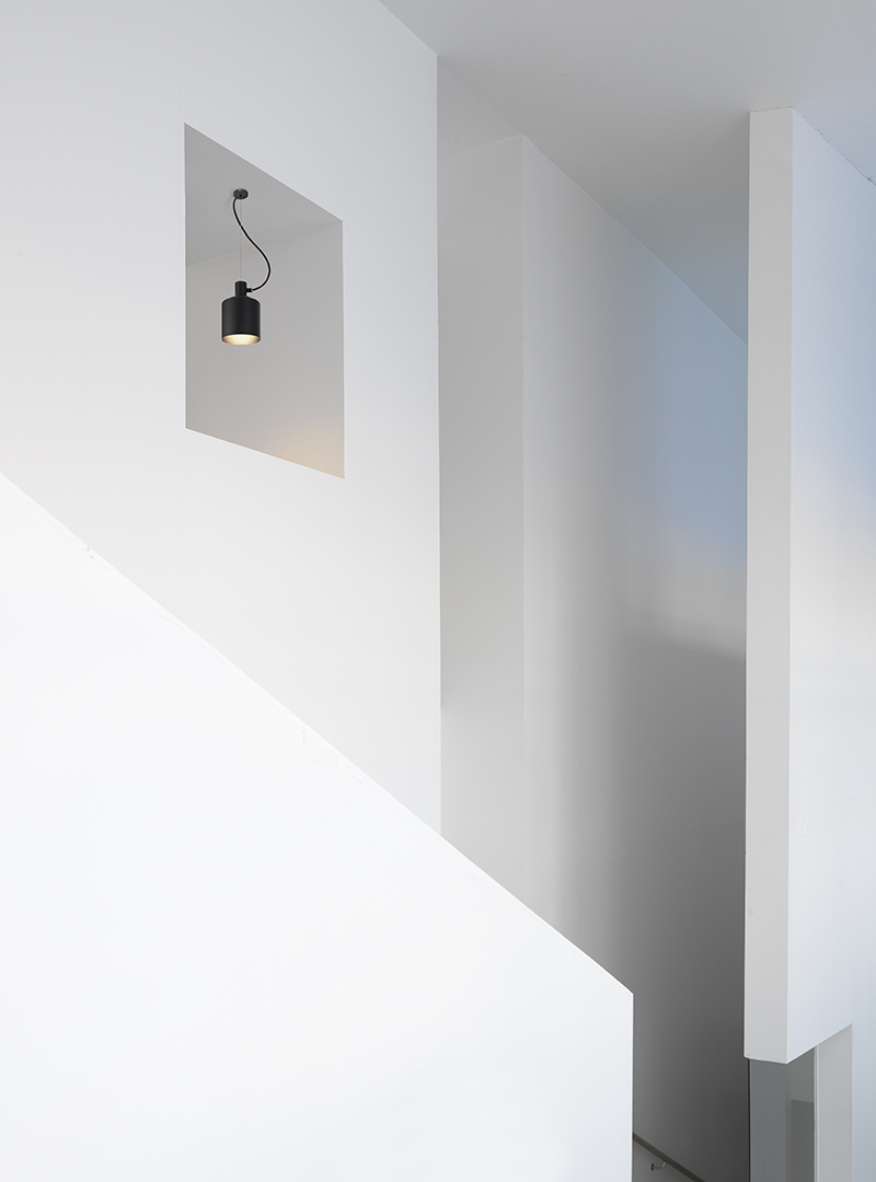 筒仓家居设计 | 活力色彩与简约美学的融合-3