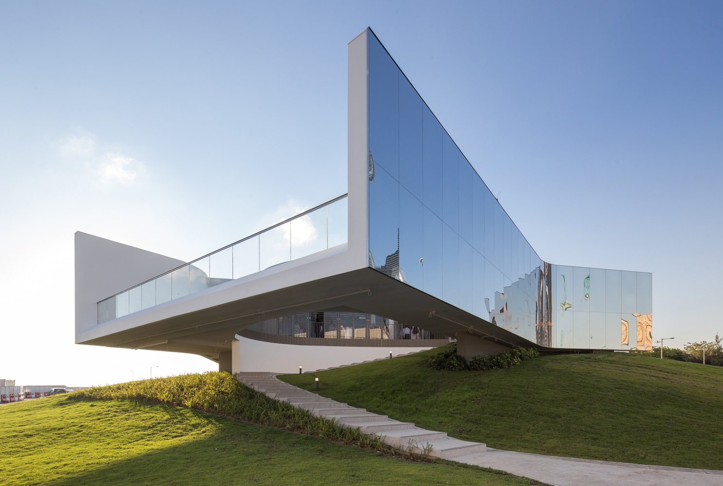 M+ Pavilion  VPANG + JET + Lisa Cheung-37